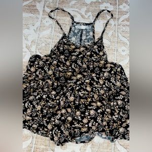 Floral flowy shirt